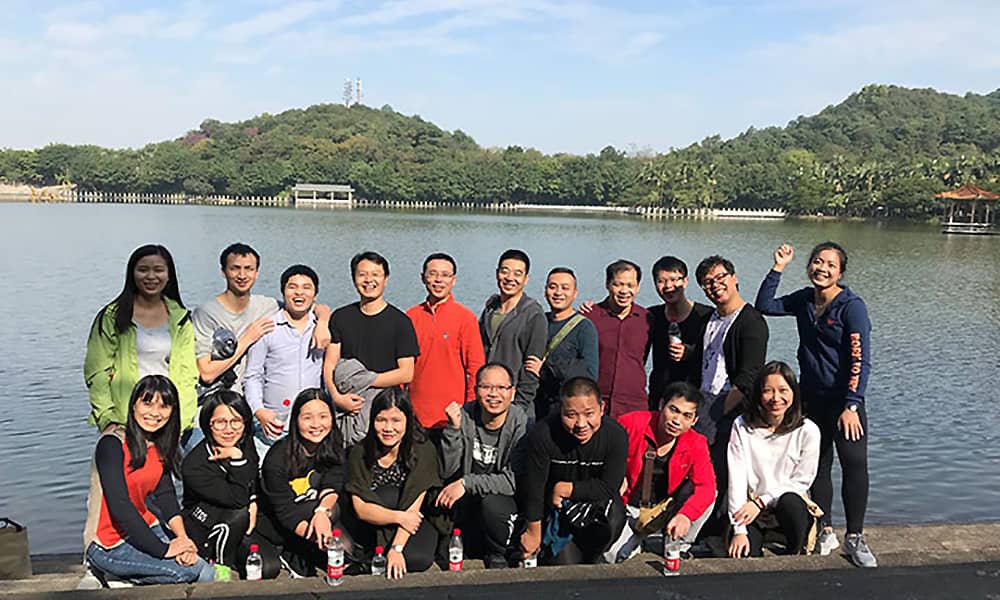 今年会游乐项目中心集体游：西樵山风景名胜区